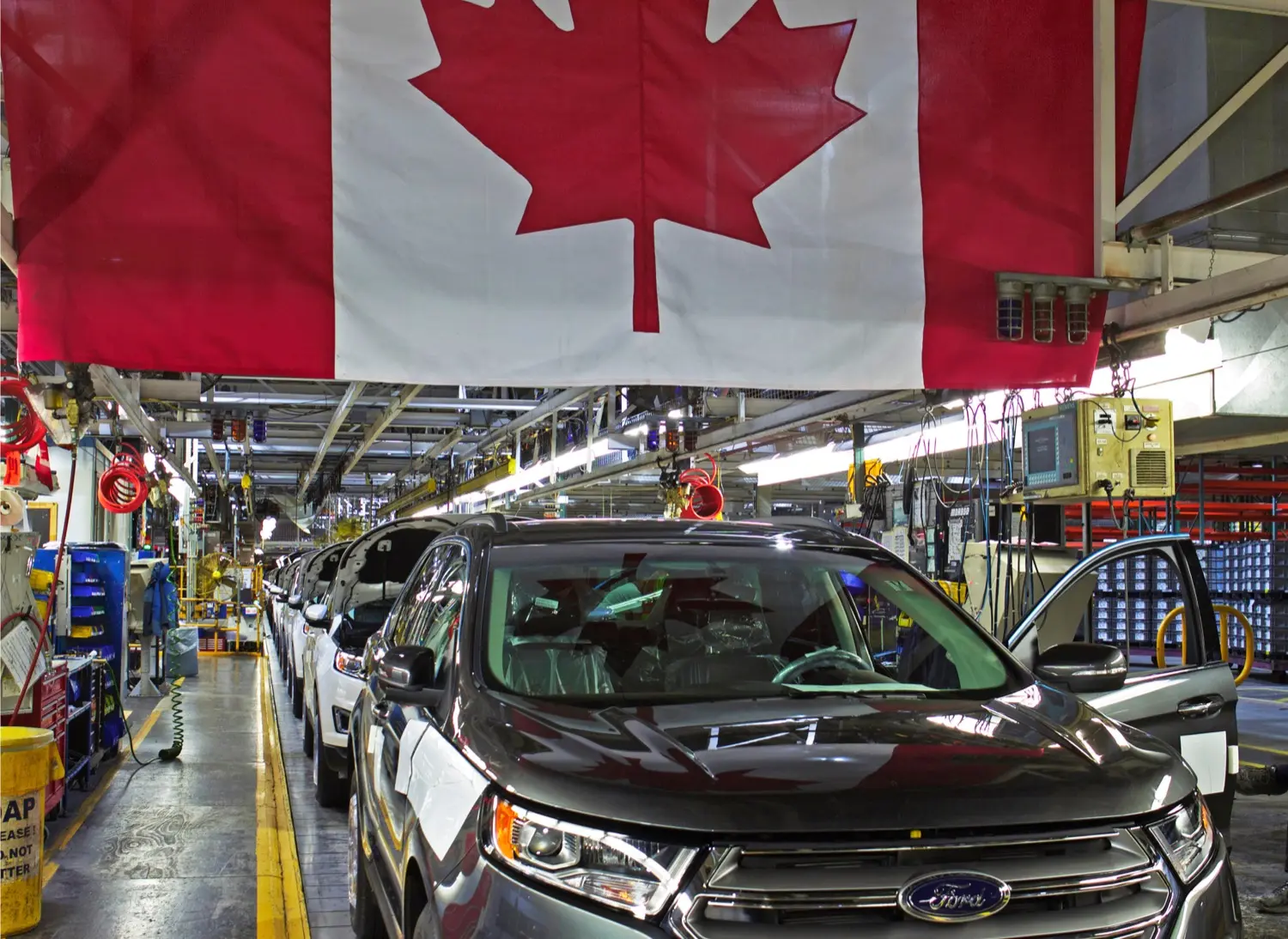 Ford-Oakville-Ontario-Canada-Assembly-Plant-Exterior-007