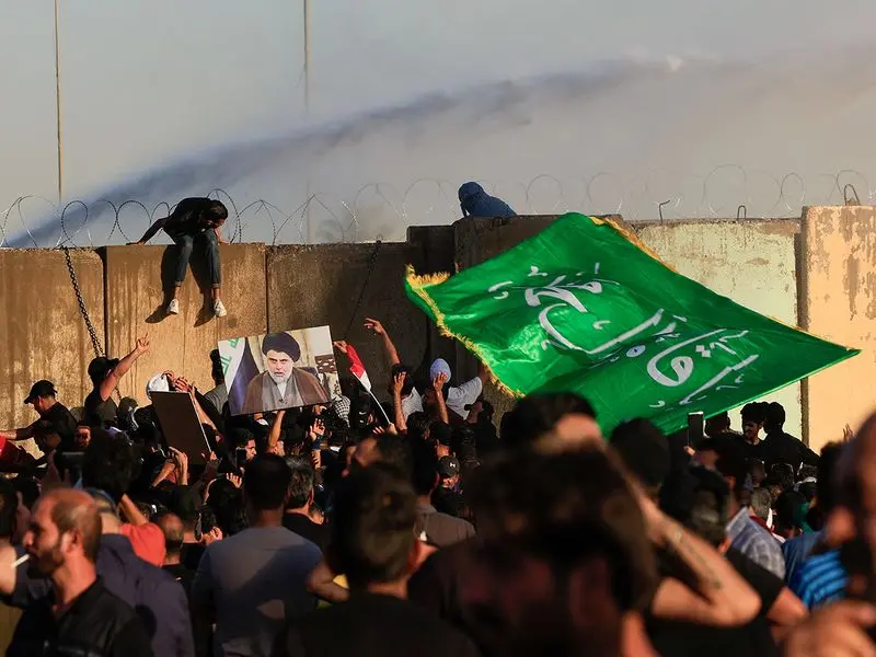 Protesters-storm-Iraq-parliament-_18249ab6035_original-ratio