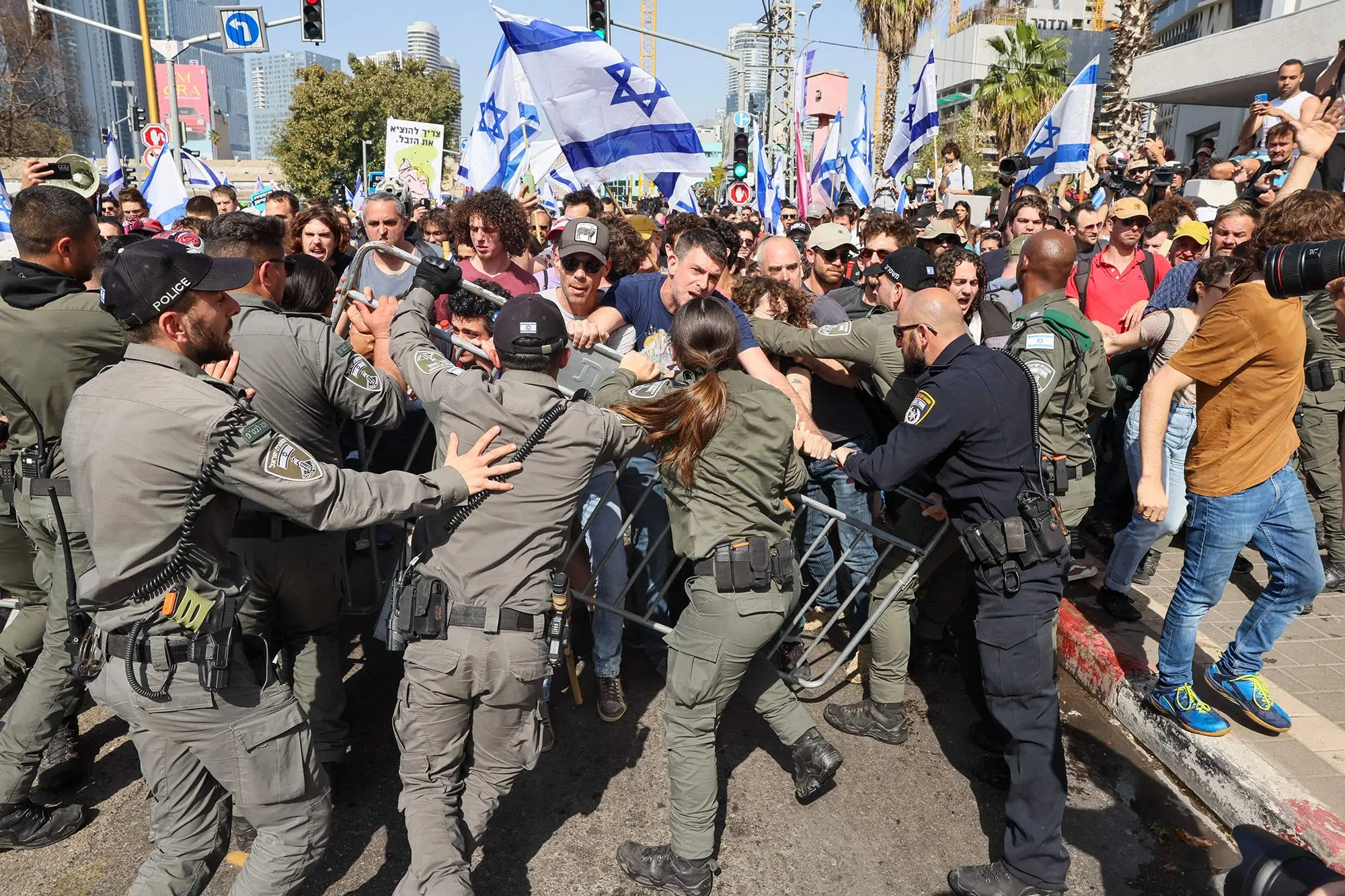 230316100330-05-israel-protests-judicial-reform-explainer