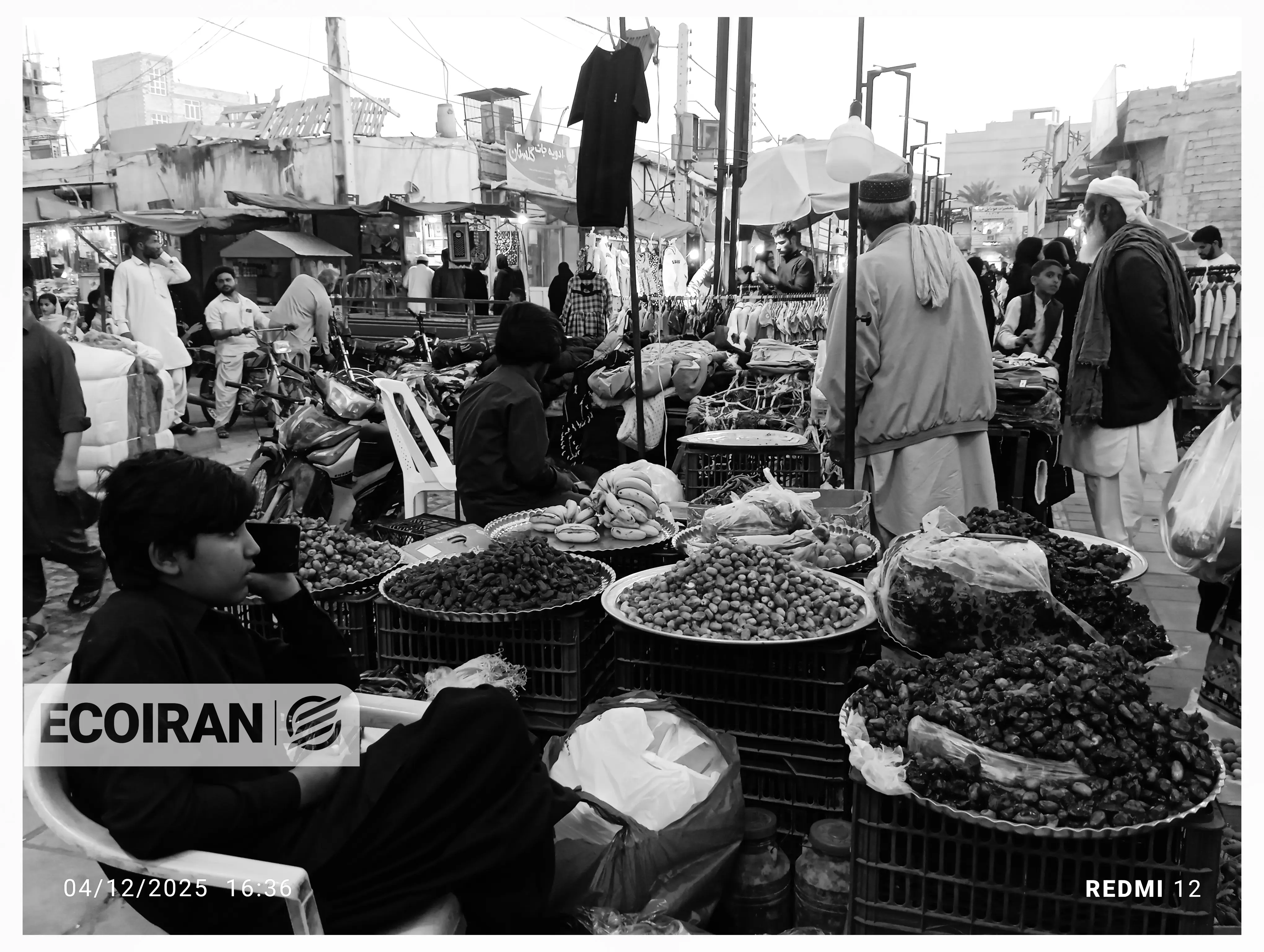 غم بر چهره چابهار چابهار بلوچ فقر