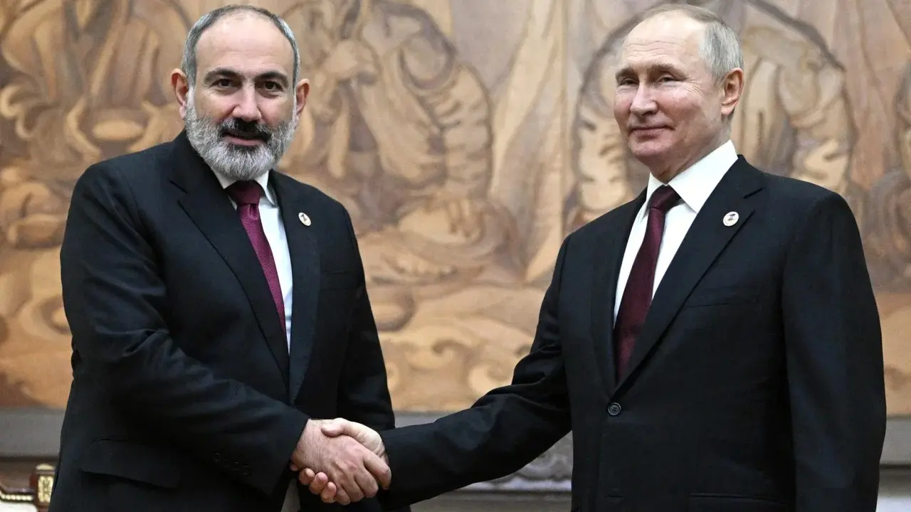 230915150004-01-armenia-russia-k