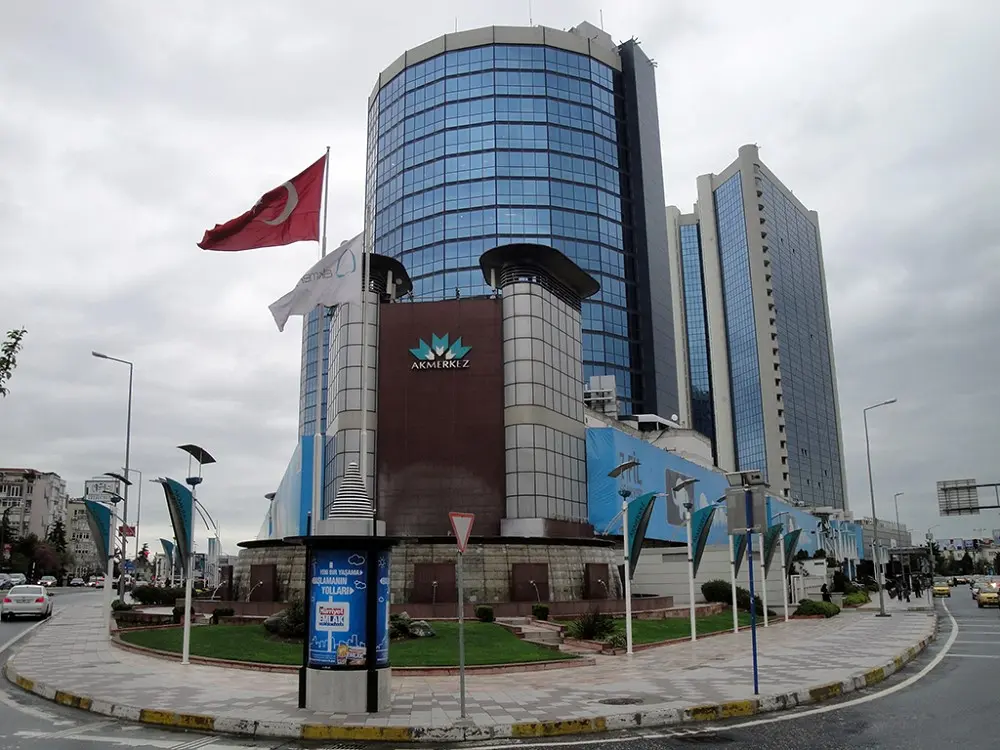آکمرکز