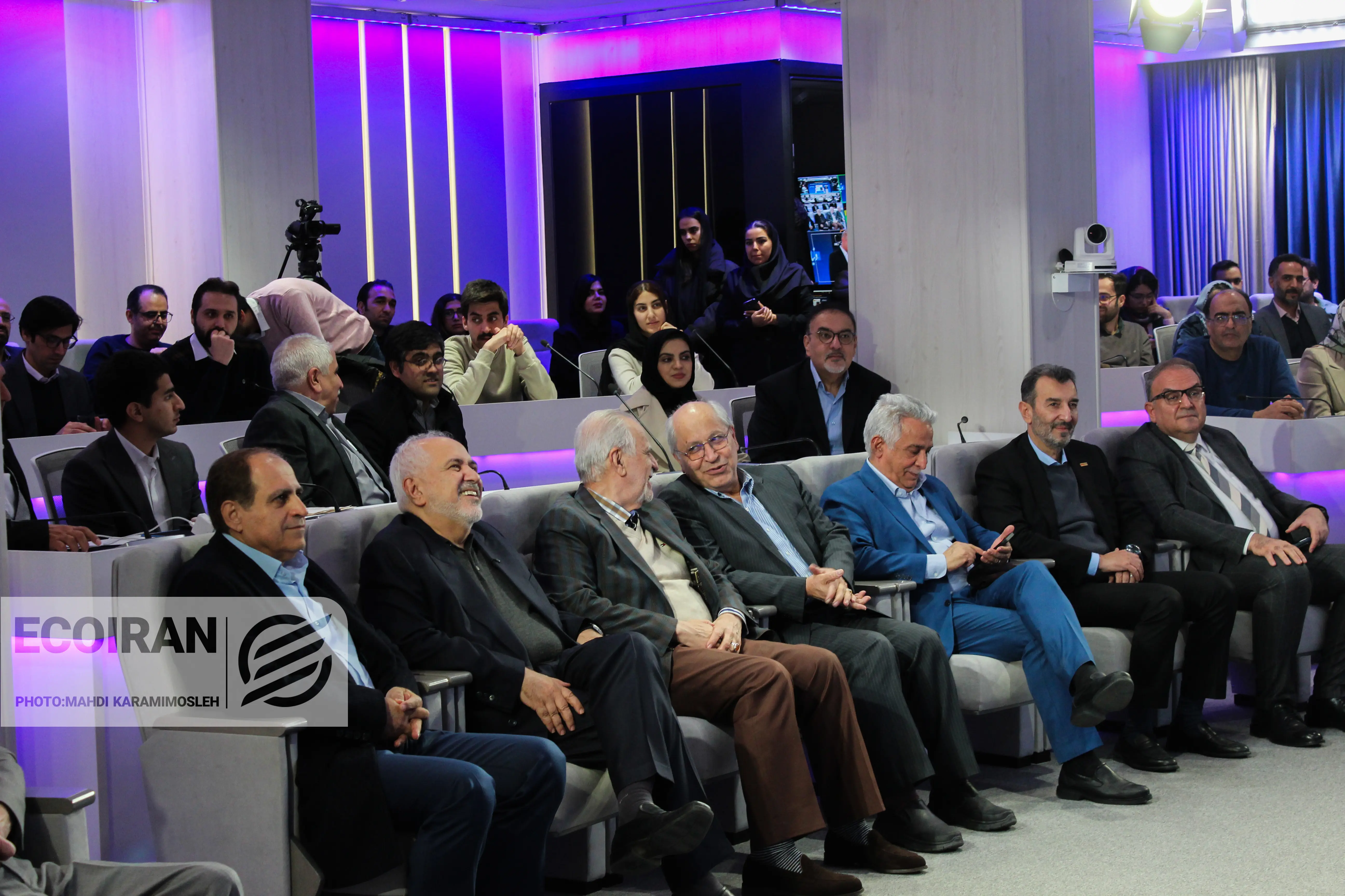 23 قاب از سالگرد تاسیس روزنامه دنیای اقتصاد