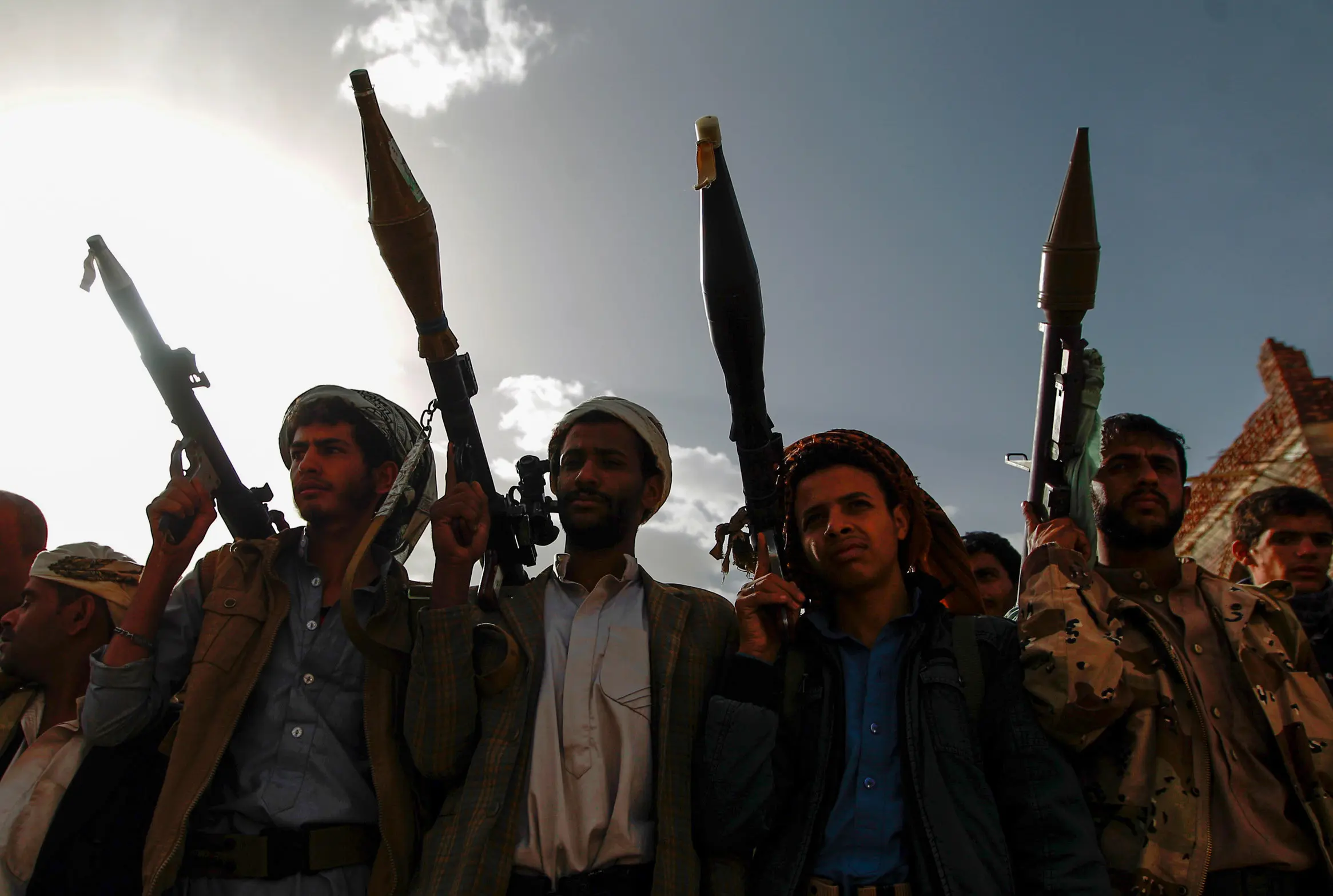Houthi rebels_edited