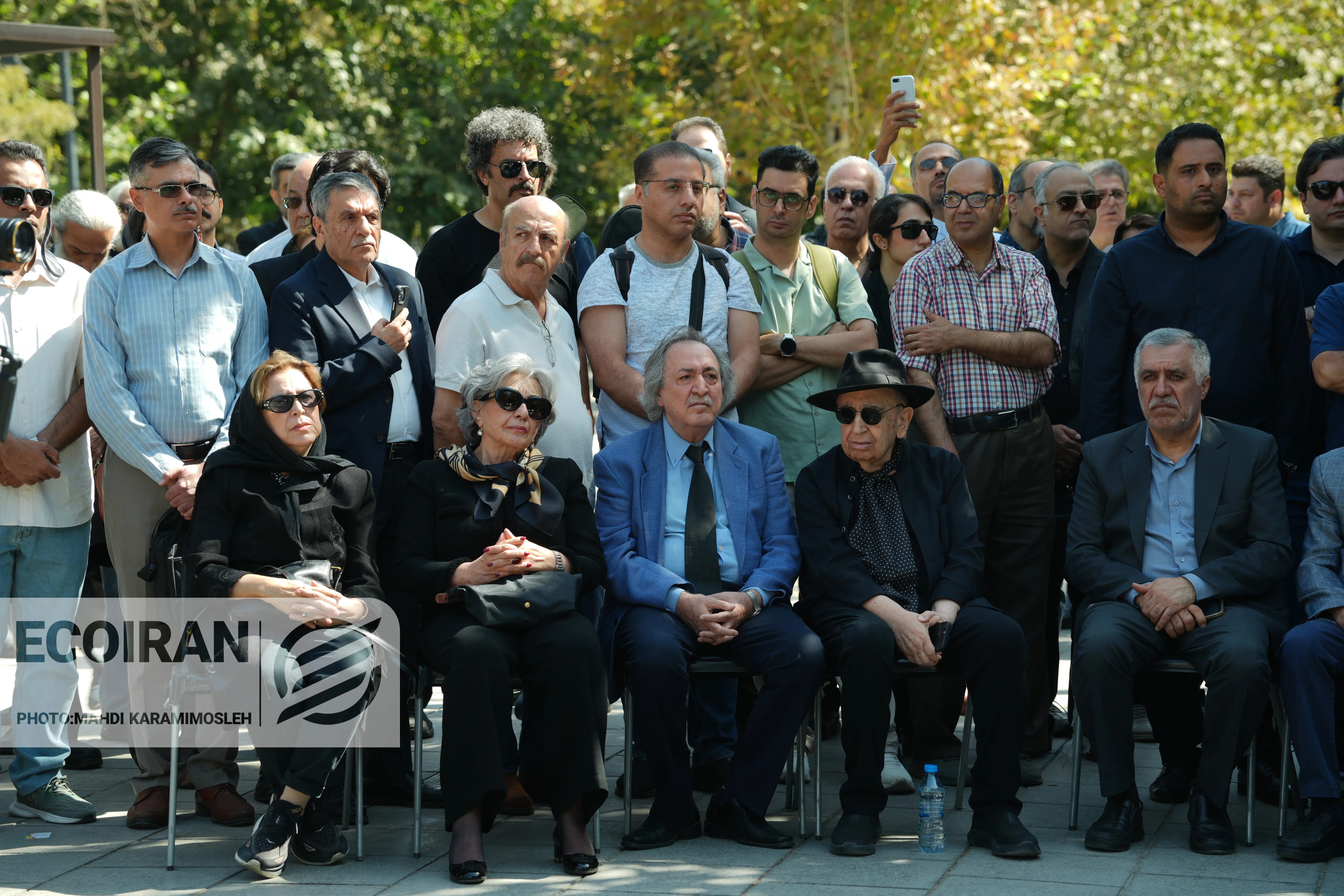 تشییع احمد پژمان