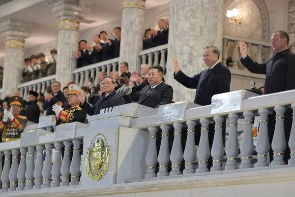 11int-nkorea-parade-01-ptch-articleLarge