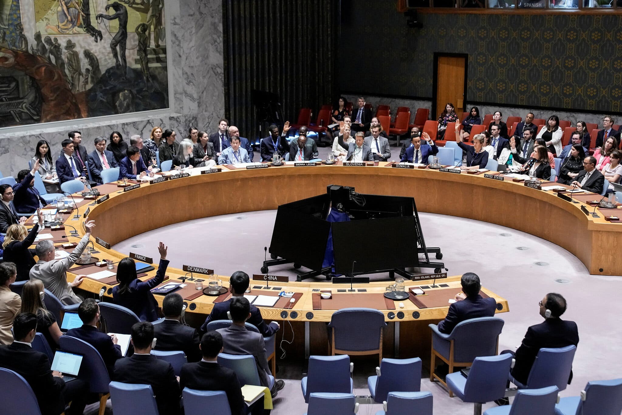 27int-iran-sanctions-hjlz-superJ