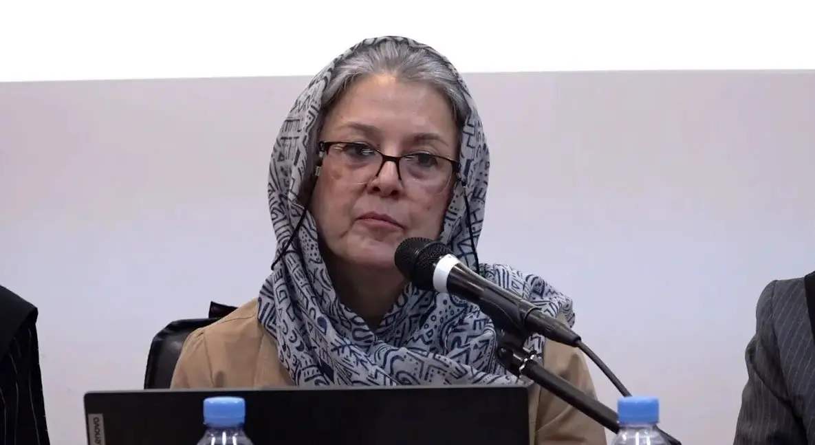 شیرین احمدنیا 