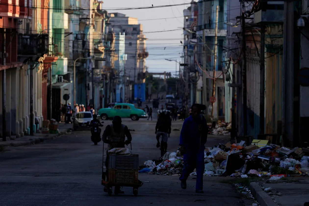 2026-07-07T161512Z_977638945_RC209MATT0GX_RTRMADP_3_CUBA-CRISIS-GRID-COLLAPSE.JPG