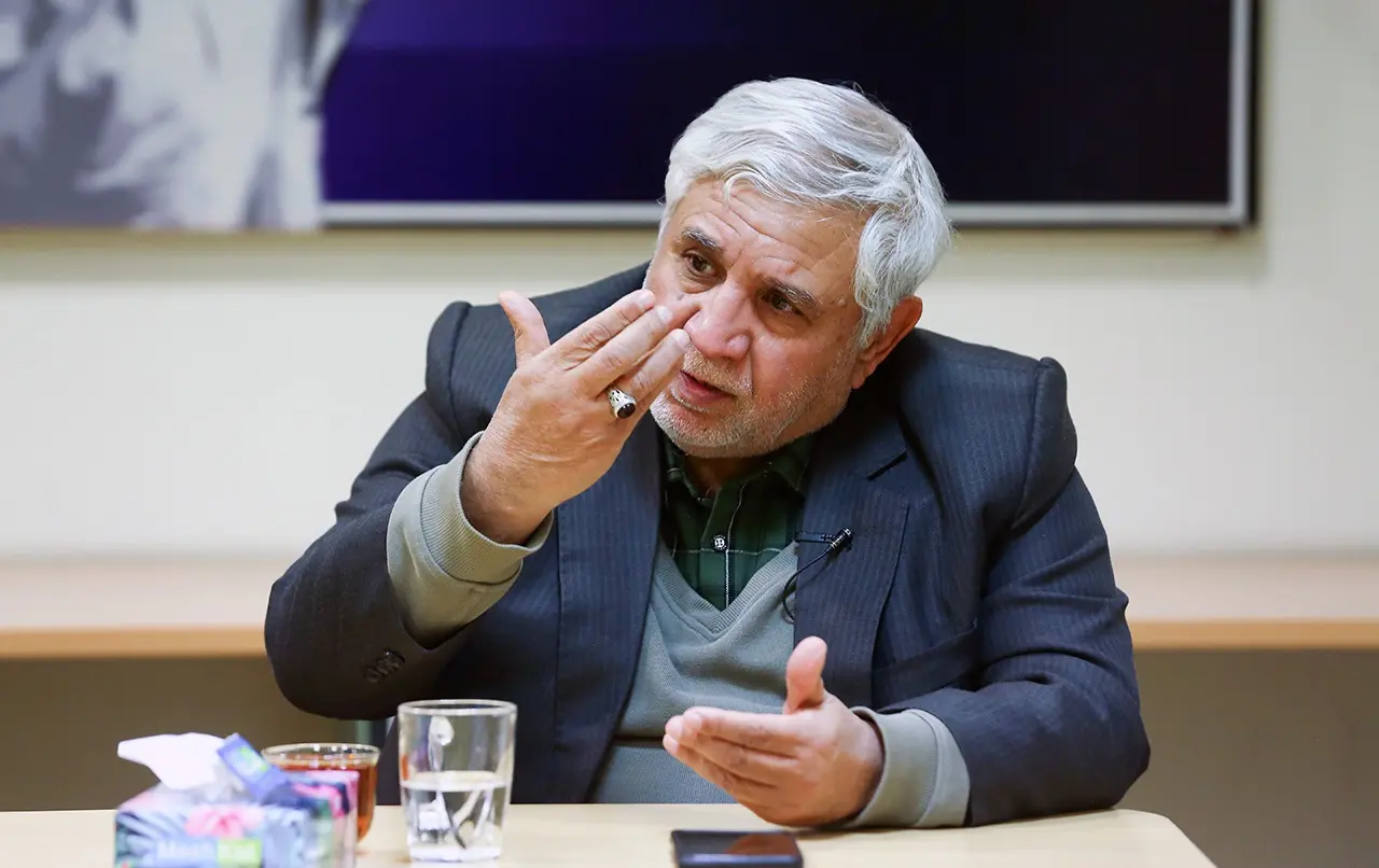 محسن پاک‌آئین