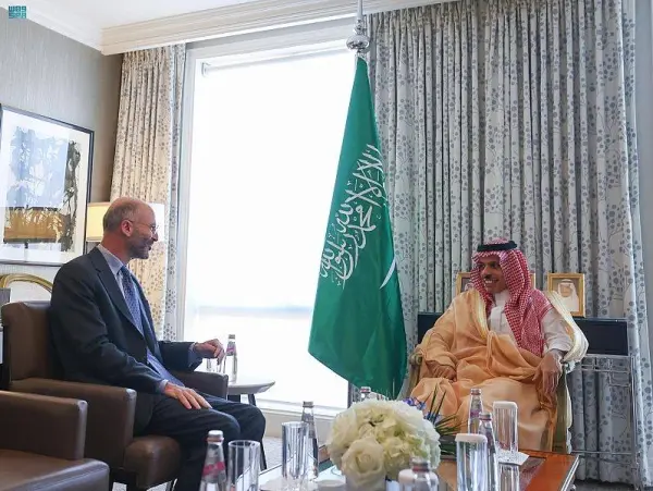 مالی و بن فرحان / آمریکاو عربستان