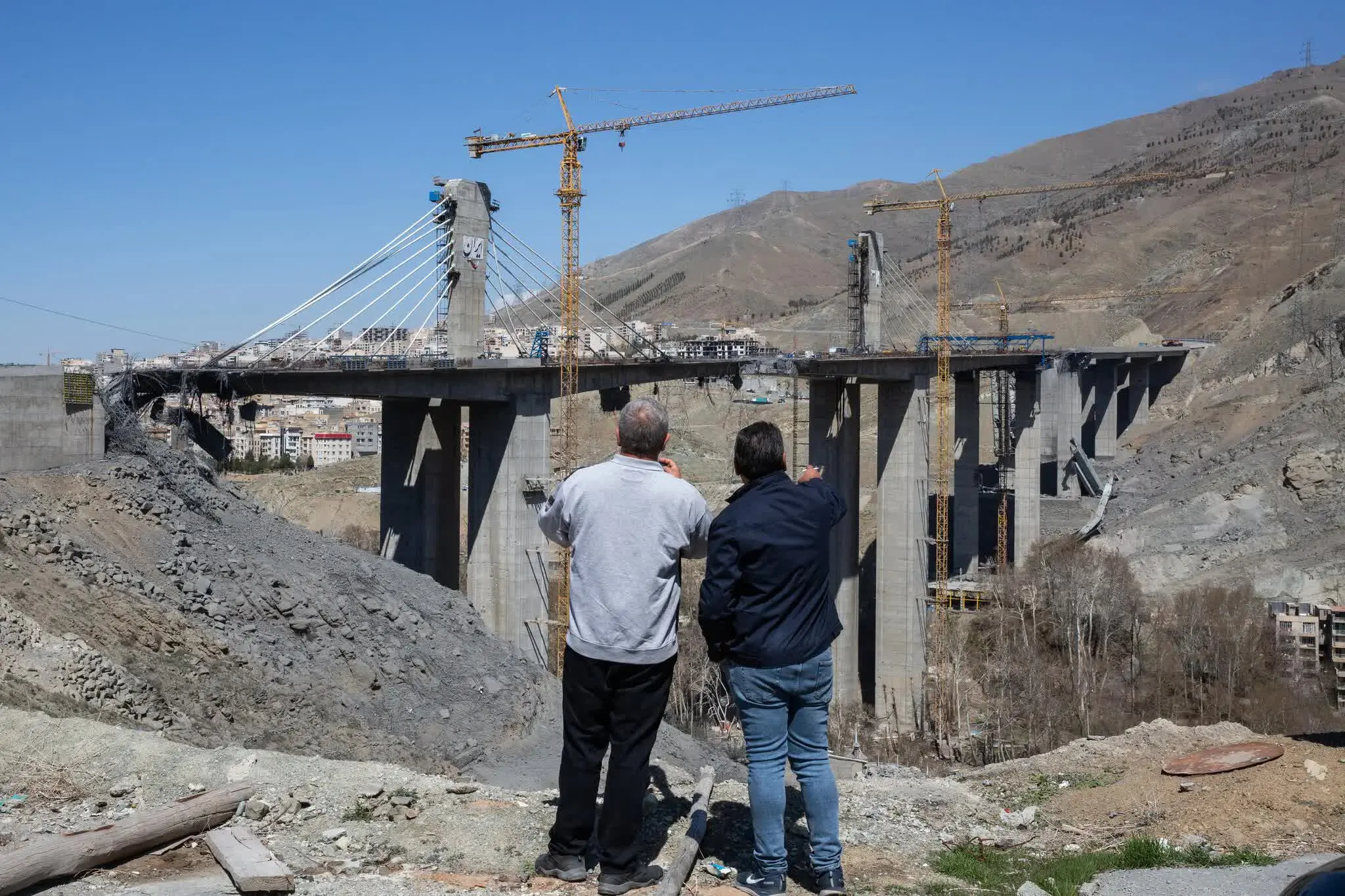 11int-iran-economy-gqht-superJumbo