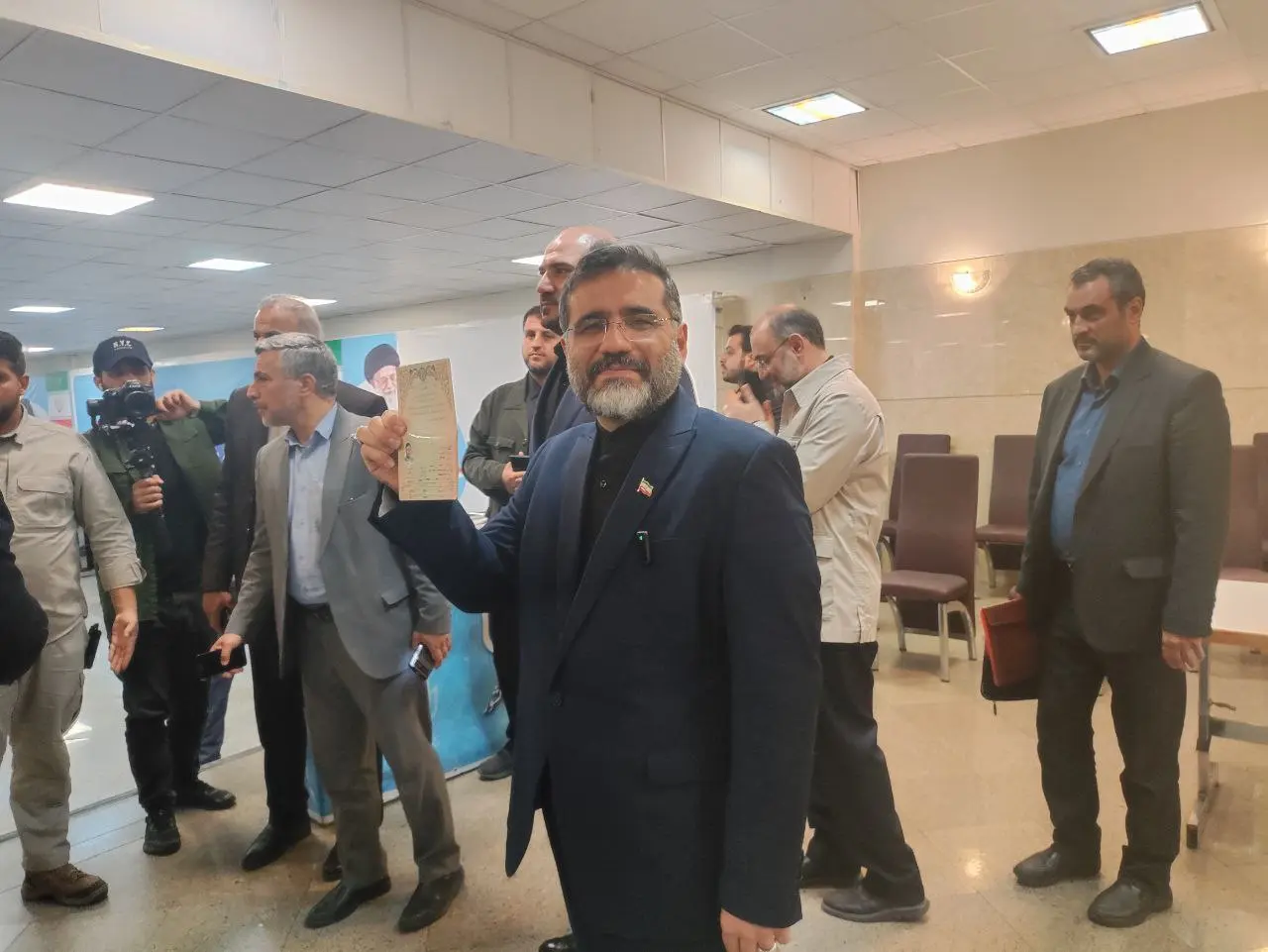 اسماعیلی وزیر ارشاد