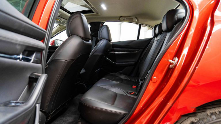 2024-mazda-3-32-768x432