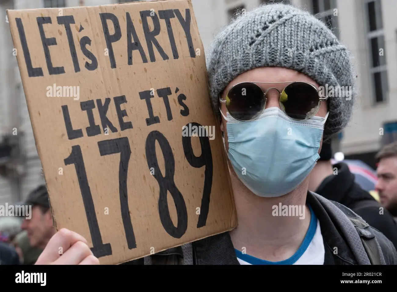 اعتراض انقلاب بریتانیا فرانسه