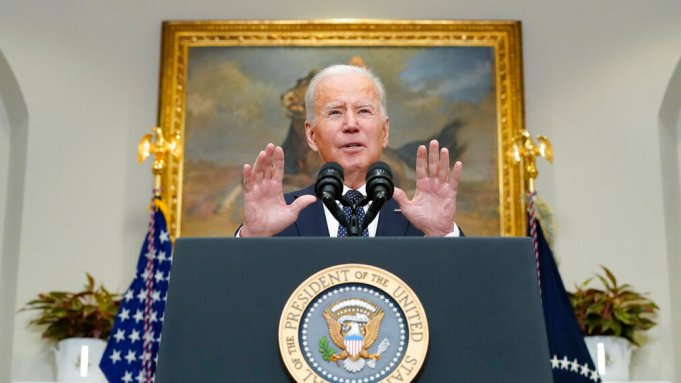 biden-feb-18-ukraine-AP