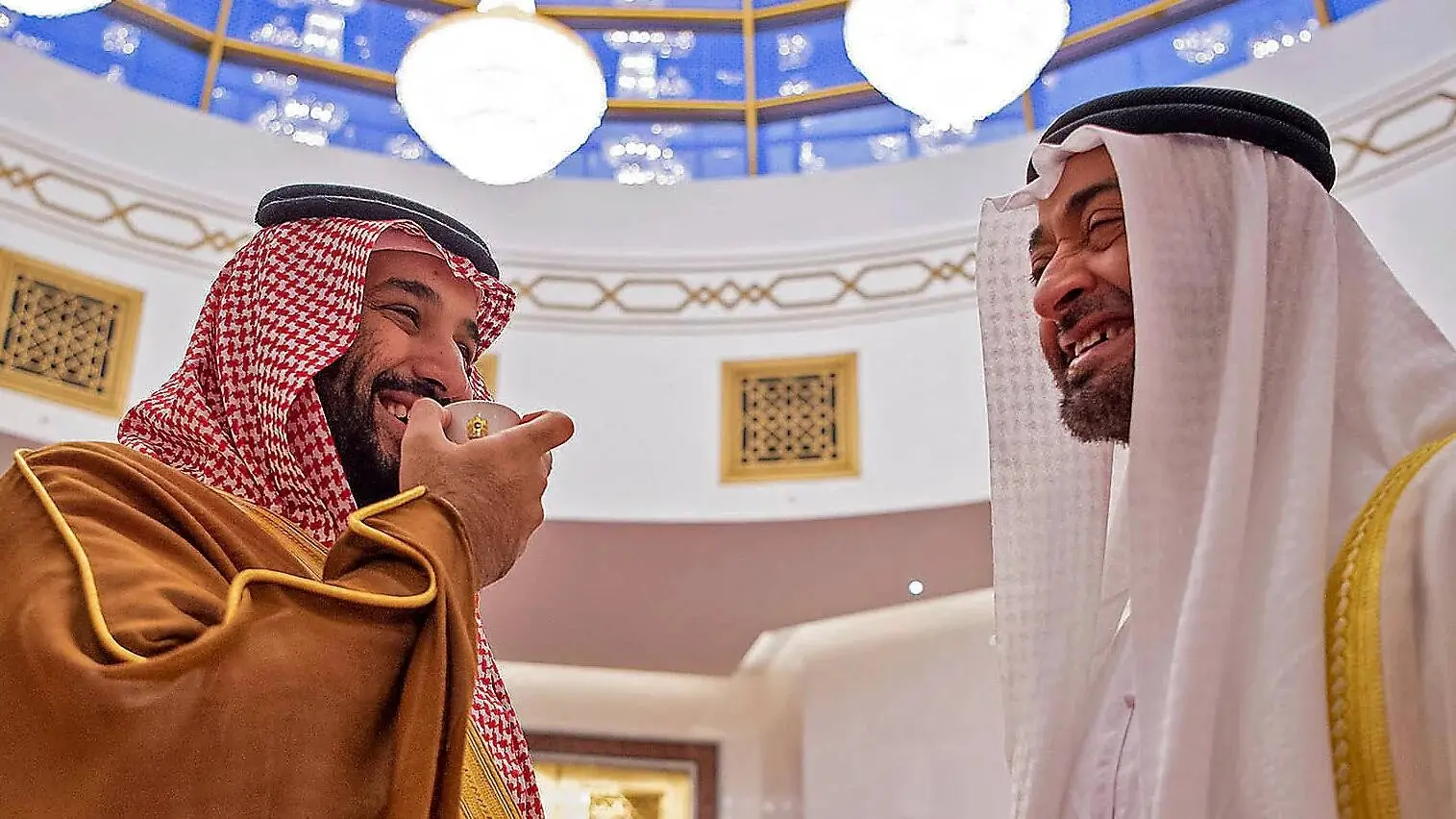 saudi-arabia-abu dhabi-Sheikh-Mohammed-bin-Zayed-Al-Nahyan (R)-Mohammed--bin-Salman-in Abu Dhabi-nov-2019-saudi-handout-afp.jpg