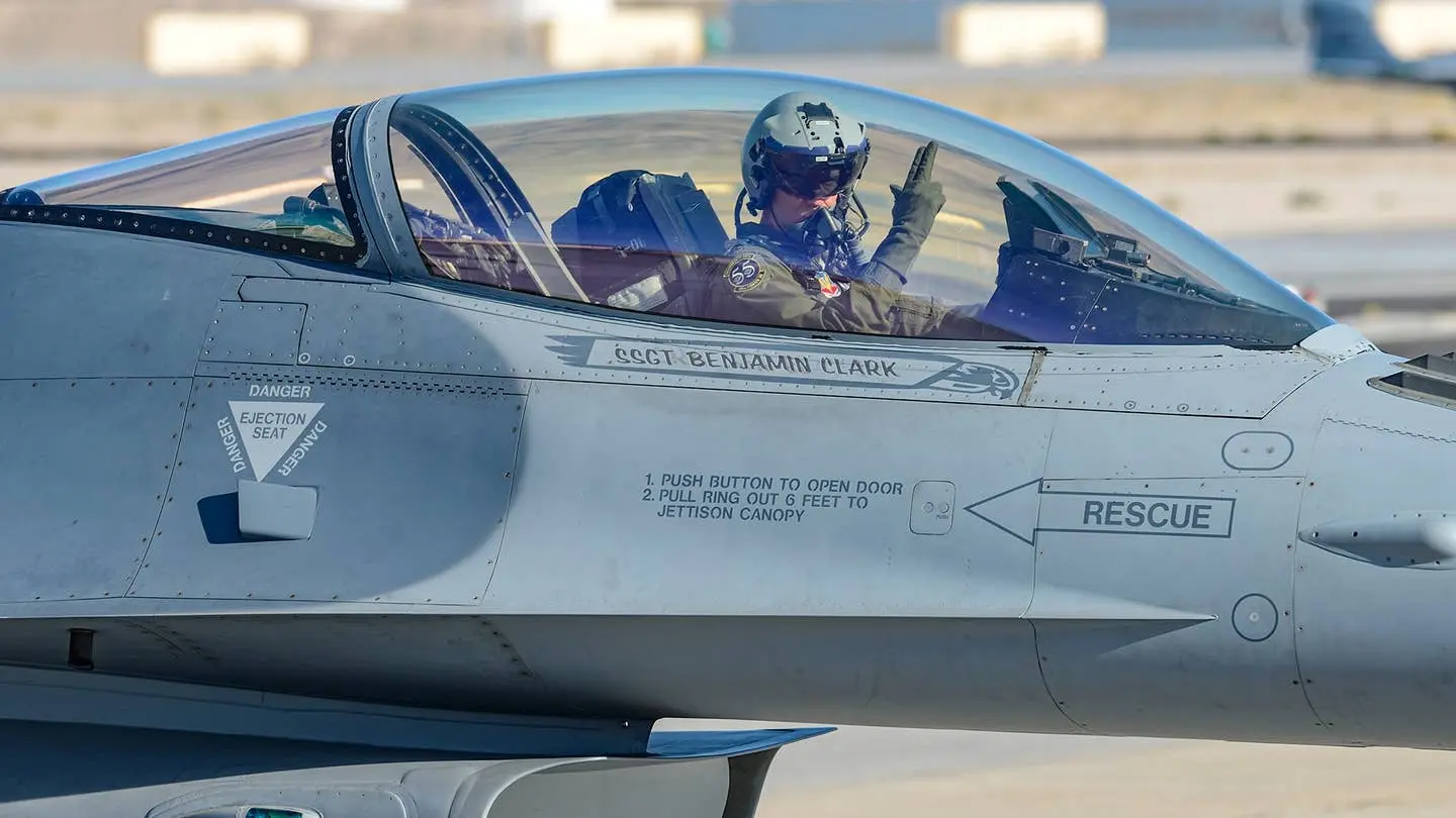 F-16-pilot