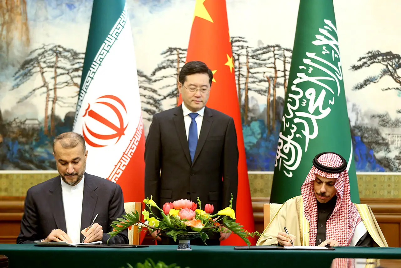 ابرقدرت هسته‌ای جهان چه تضمینی به عربستان می دهد؟/ پشت پرده استقبال غیرمنتظره تهران توافق عربستان - پاکستان 8