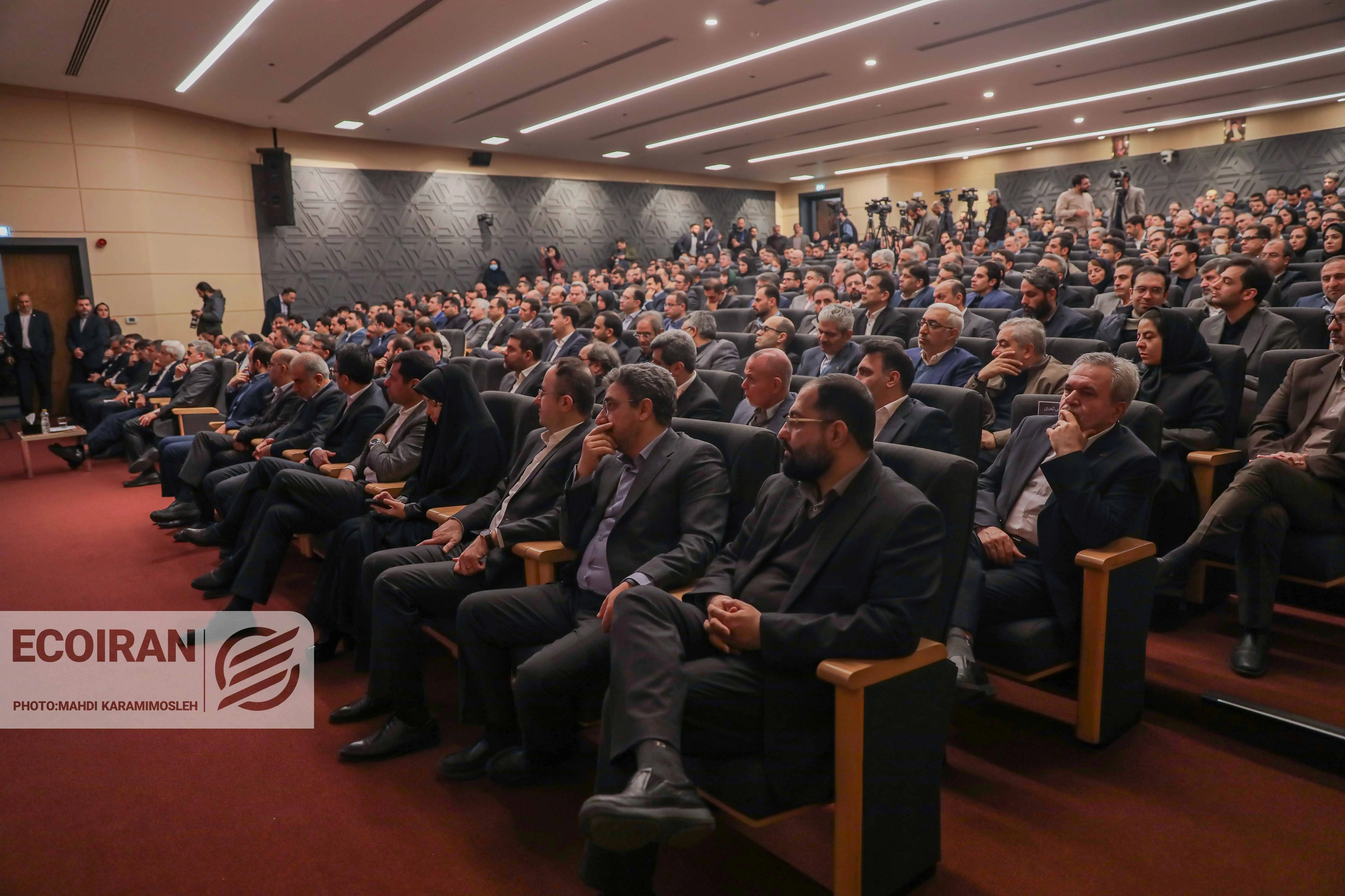 آیین نواختن زنگ آغاز معاملات