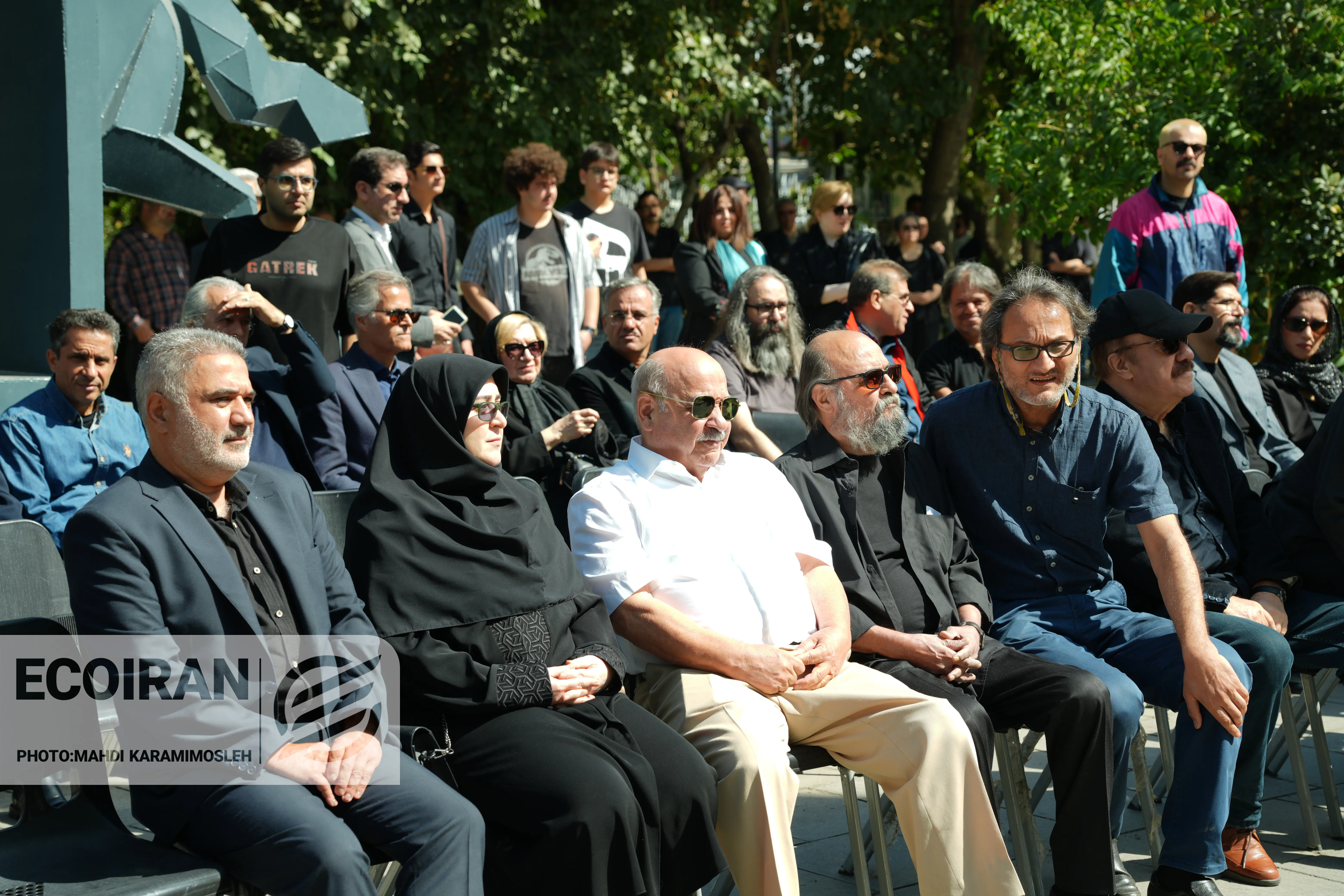 تشییع احمد پژمان