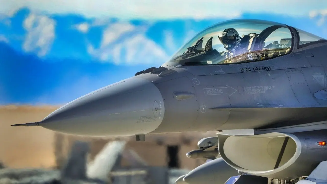 U. Military F-16 from U. Air For