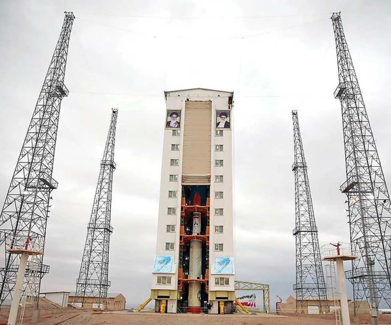 ایران مدعی شد؛ بزرگ_ترین پایگاه فضایی غرب آسیا را افتتاح می_کنیم