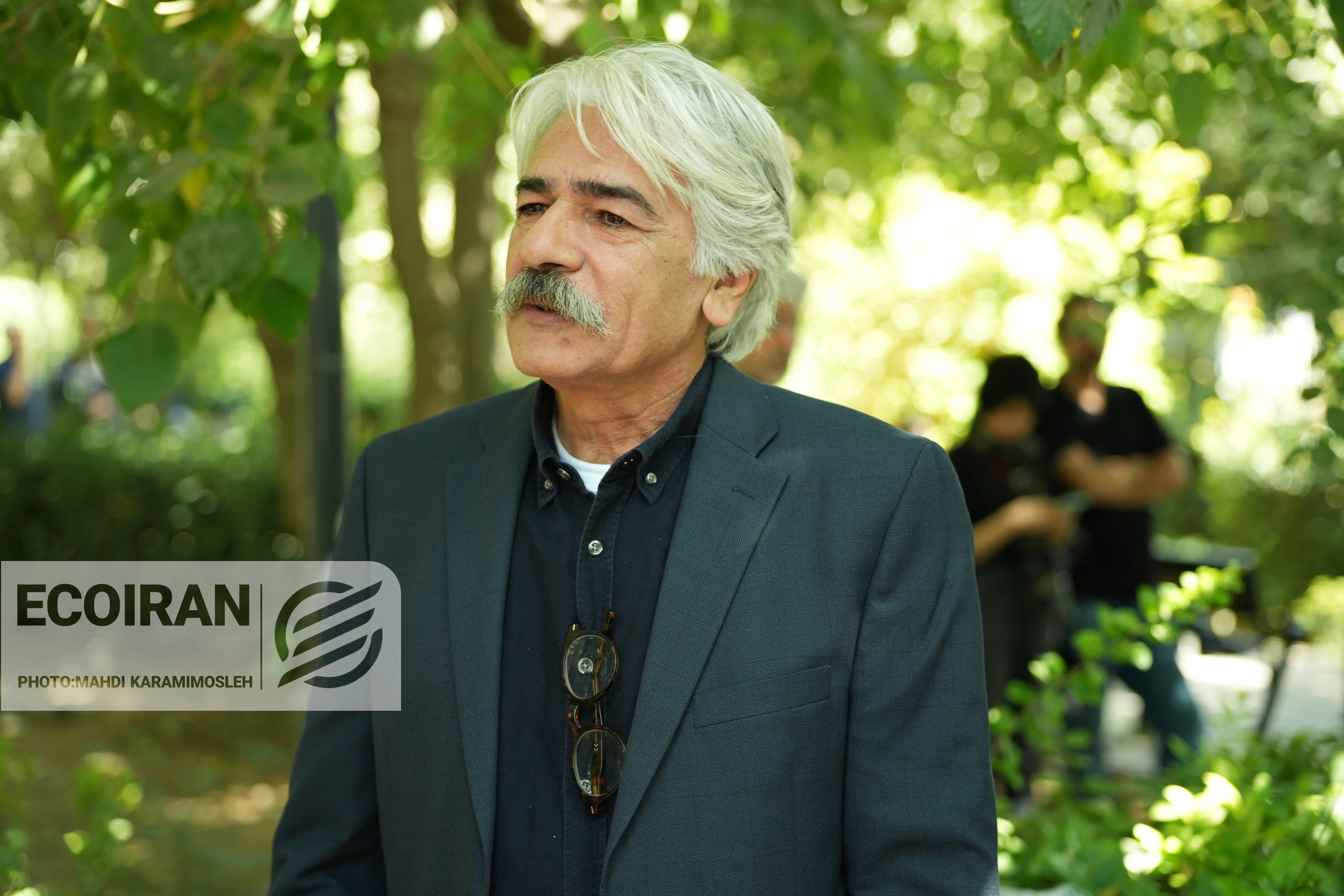 تشییع احمد پژمان