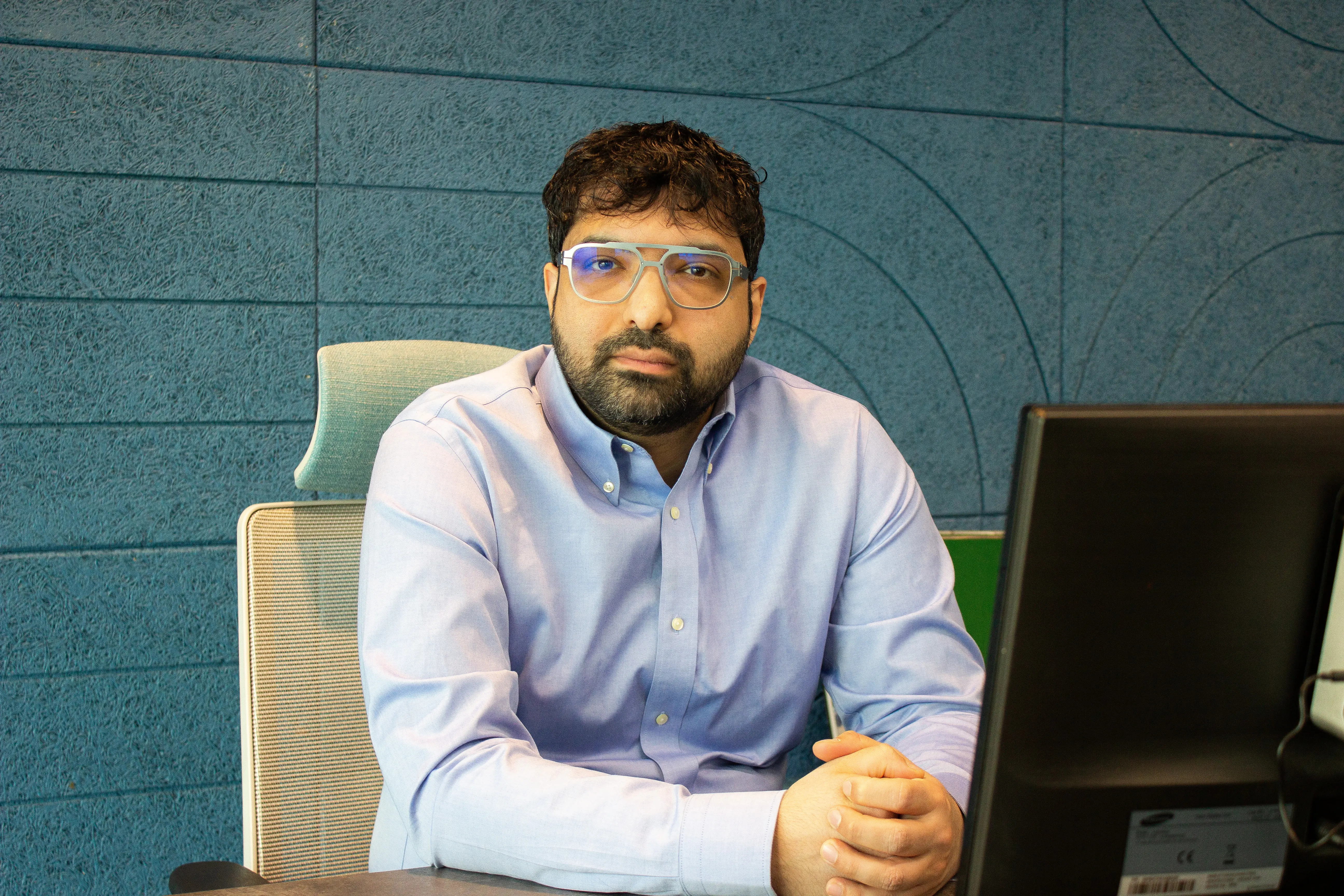 شایان دشمیز