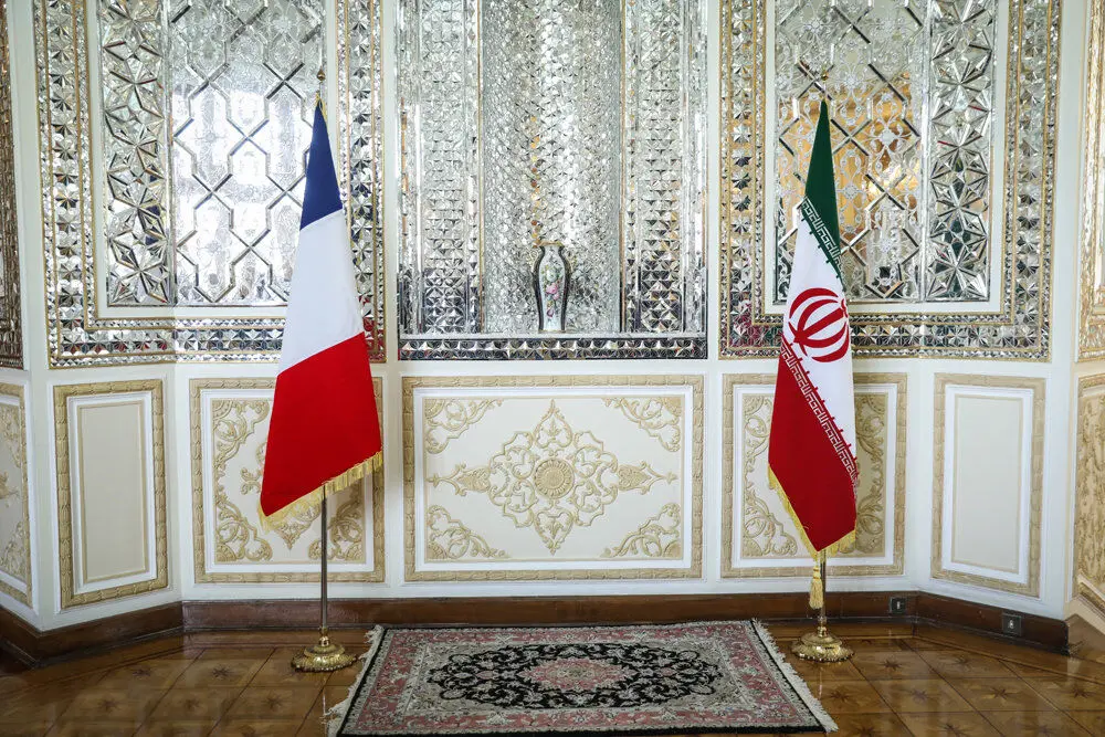 استقبال فرانسه برای تجارت با ایران/ صدور ویزای تجاری برای فعالان اقتصادی ایرانی