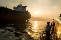 فایننشال تایمز:‌ صادرات نفت ایران به بالاترین سطح 6 سال اخیر رسیده است