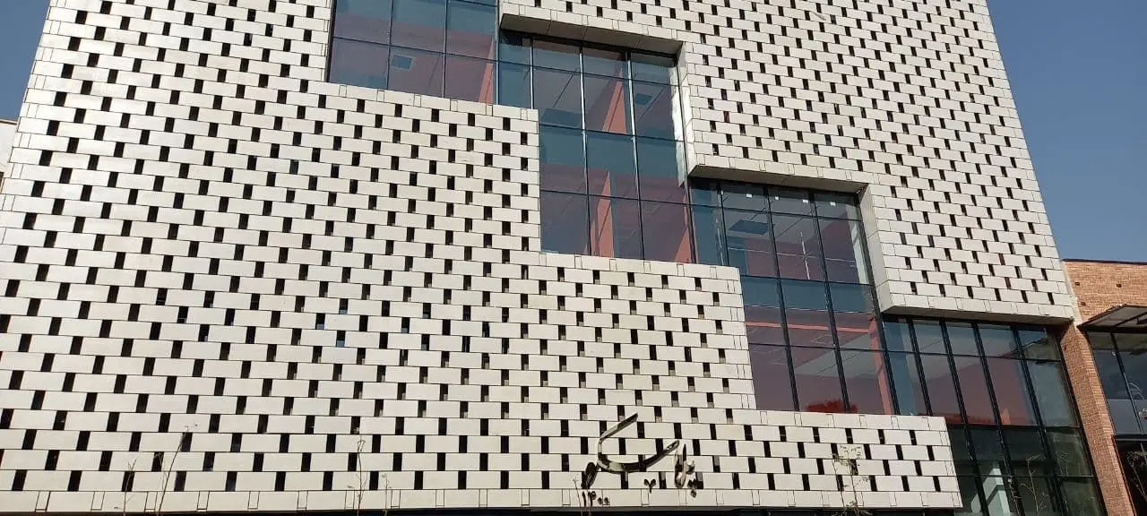 ساخت و ساز پلاسکو برخلاف پروانه / خبری از 500 متر فضای نمایشگاهی نیست

