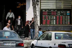 ریزش همزمان قیمت دلار و سکه در بازار آزاد 