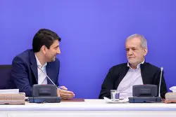 خاطره وزیر ارتباطات از نخستین دیدارش با رئیس‌جمهور در دفتر کار وی/ بدون هیچ لابی و سفارشی بعنوان وزیر انتخاب شدم + ویدیو