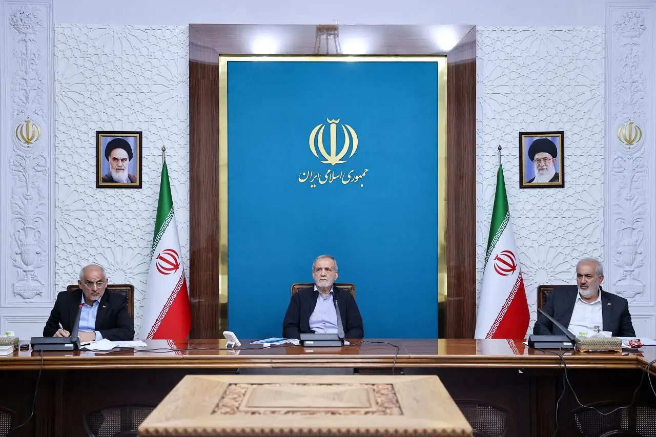 پزشکیان تکلیف انتقال اب خلیج فارس به تهران را یکسره کرد/ کدام منطق تایید می‌کند!؟