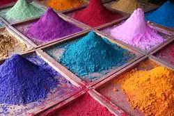 رنگ هم کالای لوکس شد / فرار مردم از نقاشی