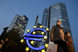 اقدام احتمالی بانک مرکزی اروپا در خصوص نرخ بهره و جدایی مسیر بانک‌های مرکزی