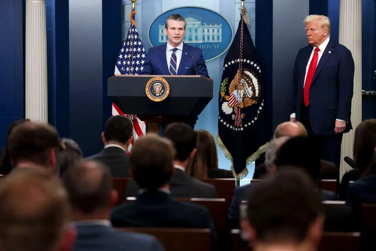 ادعای وزیر دفاع آمریکا درباره مذاکره با ایران