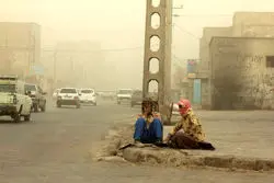 تداوم طوفان و گرد و خاک در منطقه سیستان تا اواسط هفته آینده