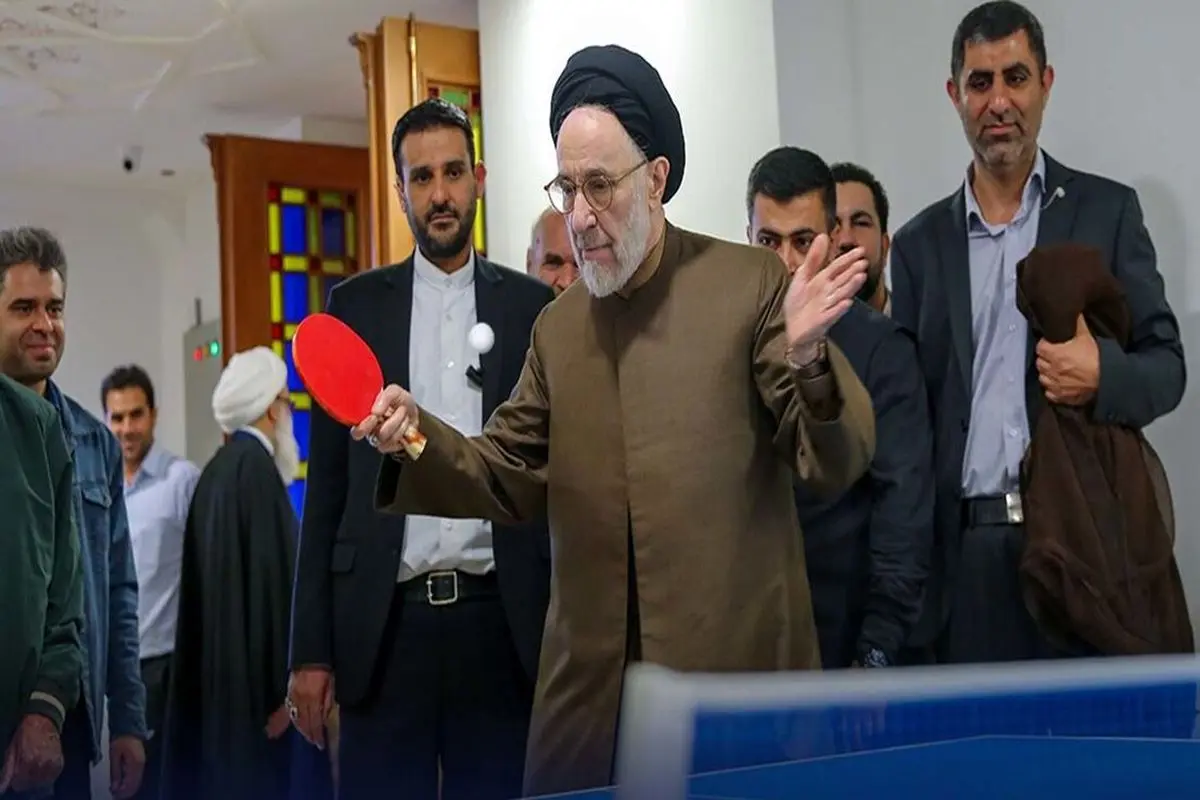 وقتی خاتمی با پینگ‌پنگ خبرساز می‌شود/ هوش مصنوعی یا ویدیوی واقعی؟