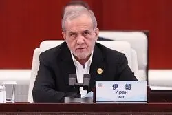 پزشکیان: آمریکا خیال نکند با محاصره دریایی می‌تواند ایران را تسلیم کند