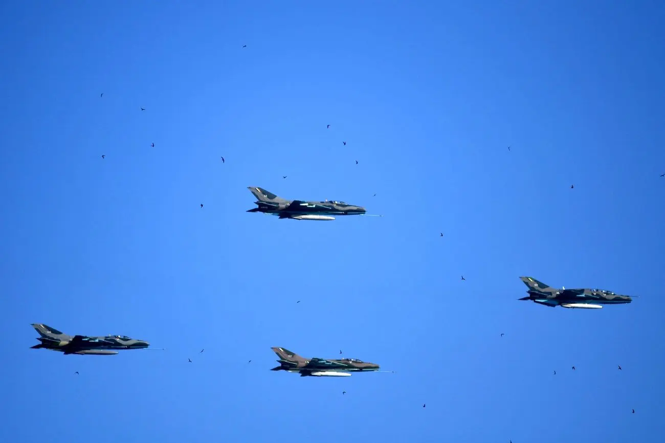 بمب‌های ارتش بر سر مردم/ حمله هوایی در میانمار ۴۰ کشته بر جای گذاشت