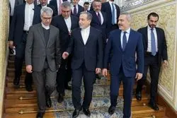 اولین سفر یک وزیر خارجه به تهران بعد از گذشت 5 ماه از جنگ / «فیدان» ترکیه در تالار آئینه 