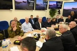 سی‌بی‌اس: نیروهای آمریکایی در منطقه در حالت آماده‌باش هستند/ واشنگتن انتظار پاسخ حساب شده دارد