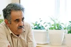 یک اقتصاددان هشدار داد/  حاکمیت نیازمند تغییرات اساسی در نحوه اداره کشور است/ اقتصاد اصل است و نباید تحت‌الشعاع ایدئولوژی باشد