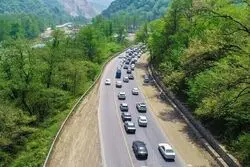 ترافیک سنگین در محورهای شمالی/ جاده کندوان یک‌طرفه شد