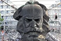 «اقتصاد نهادگرا» به منزلۀ انکار علم اقتصاد است