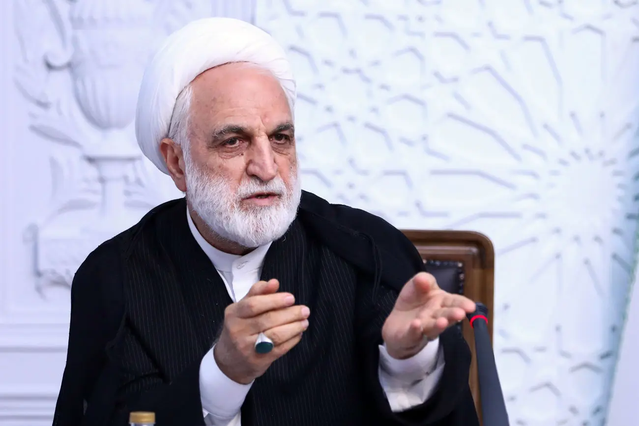 در بحث تخلفات و جرایم بانکی ابتدا به سراغ بانک‌ها رفته‌ایم