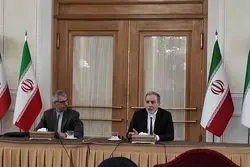 عراقچی: تهدید نظامی و اسنپ‌بک هم جواب نداد؛ راه‌حلی به جز مذاکره وجود ندارد