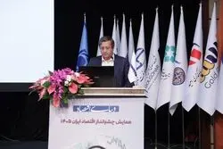 رئیس کل بانک‌ مرکزی: شوک‌های بیرونی نباید به بحران‌های ماندگار تبدیل شوند